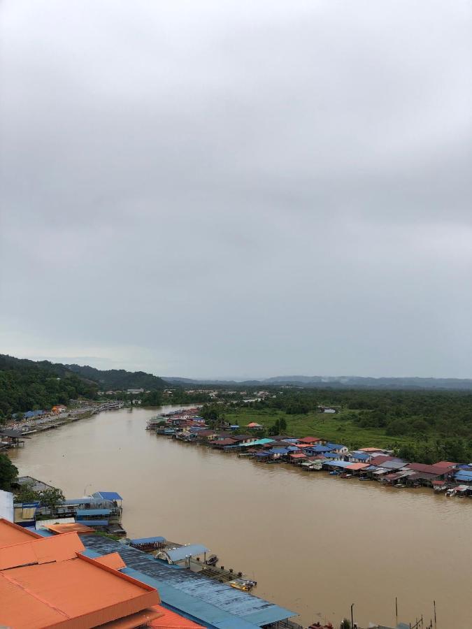 Purnama Hotel Limbang Exterior photo