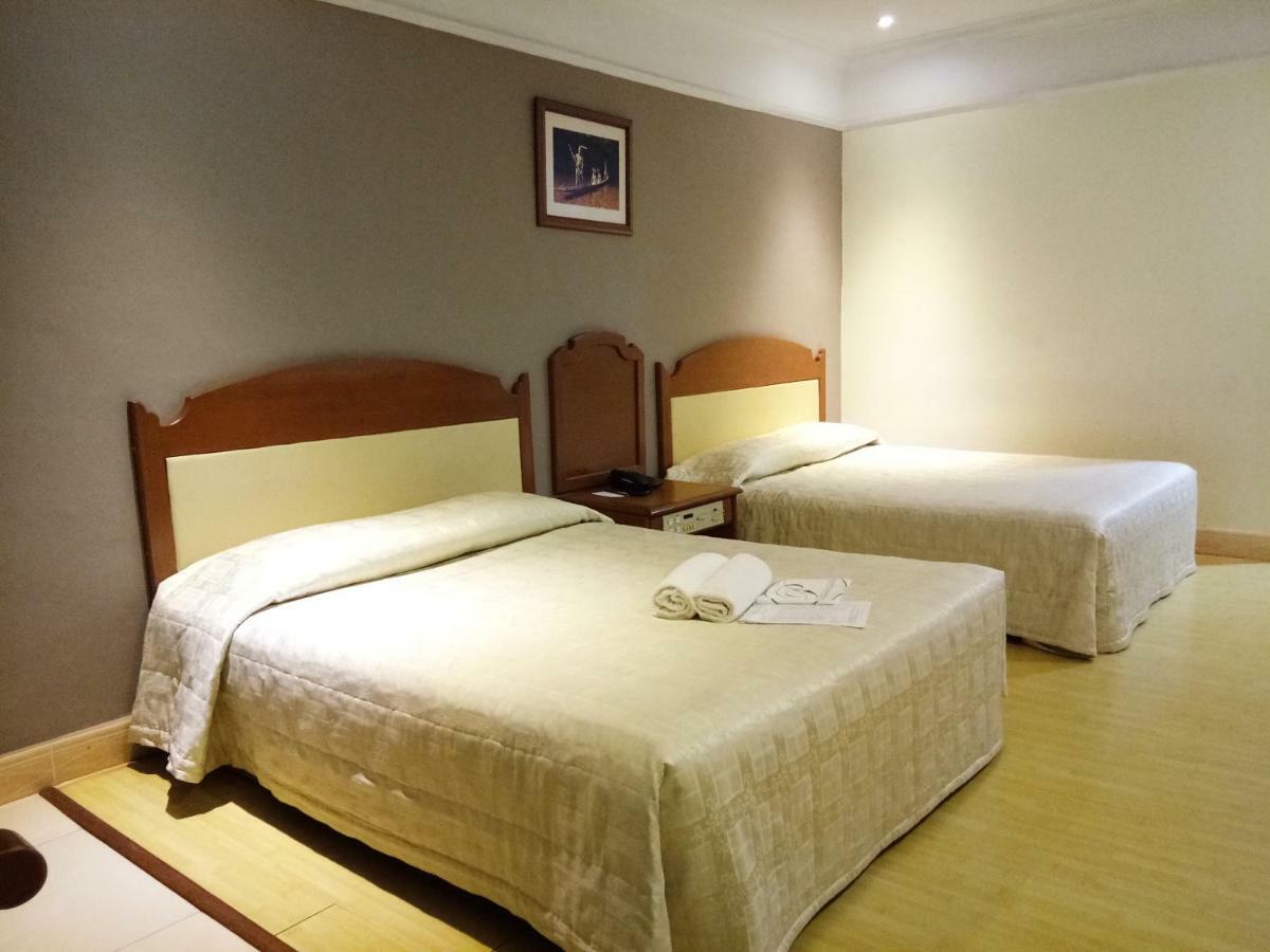 Purnama Hotel Limbang Exterior photo